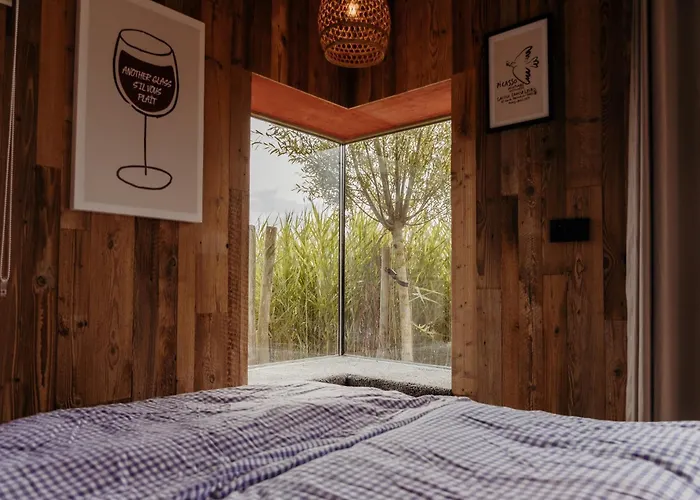 Unique In 칼란트소그